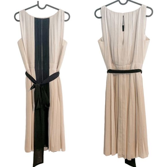 L’Agence Two-Tone Pleated Bateau Neck Sheath Dress 6 - Picture 5 of 9